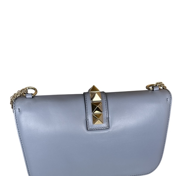 Valentino Garavani Blue Leather Rockstud Crossbody Bag With Gold Chain Strap EUC - Picture 8 of 9